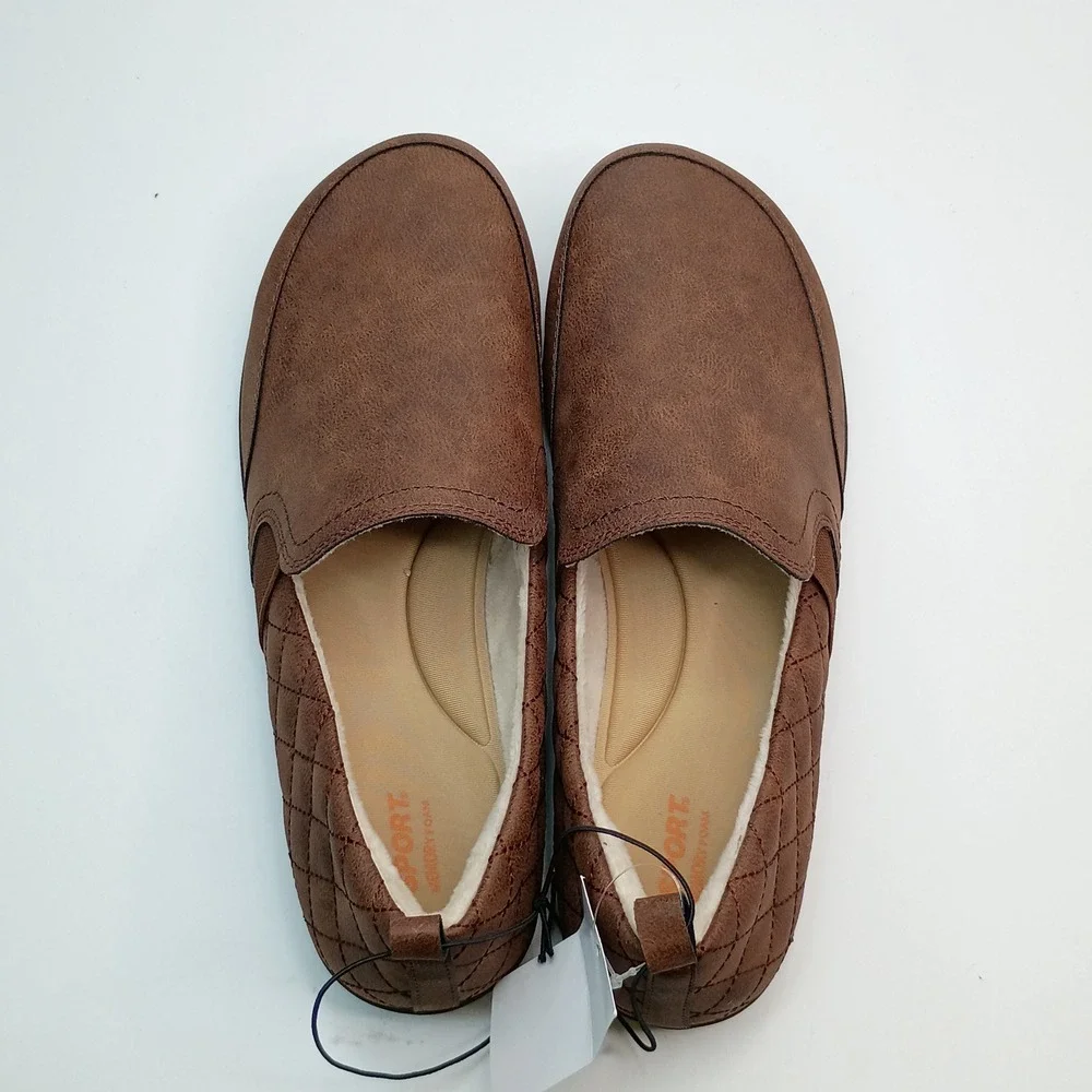 J Sport Lisa Slip On Women Size‎ 11 Brown Quilted Memory Foam Loafer